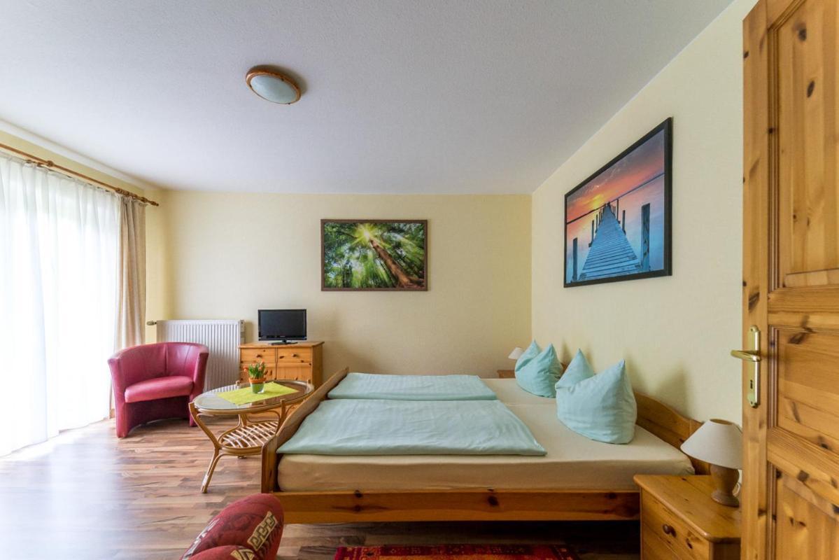 Hotel-Pension Lindenhof Tarnewitz Экстерьер фото